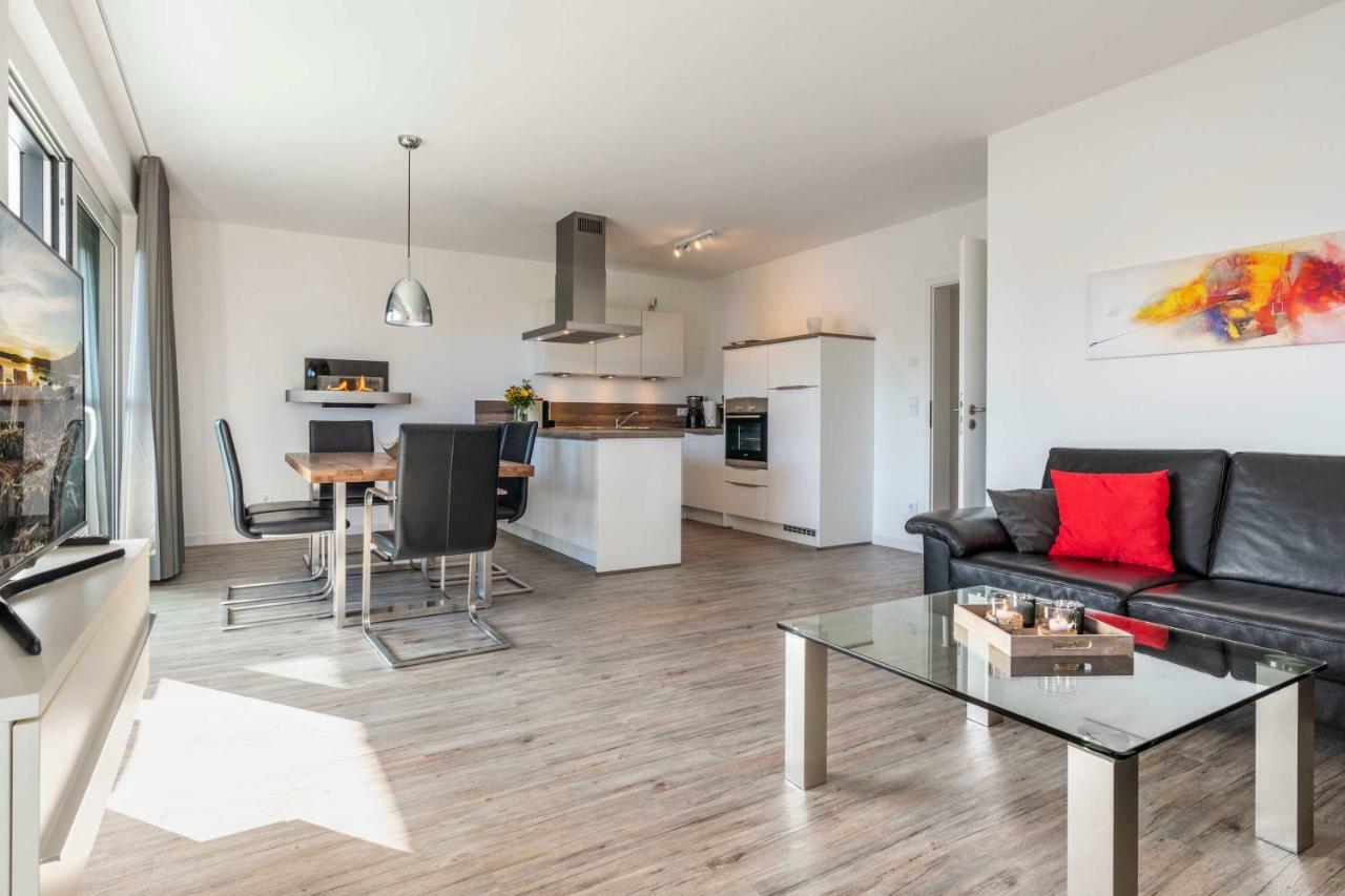 Appartement "Saphir" Mit Penthouseflair - Oase Am Haff Garz  Exterior photo